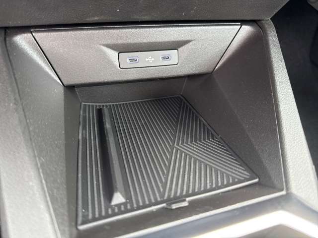 Fahrzeugbild eines Renault Clio