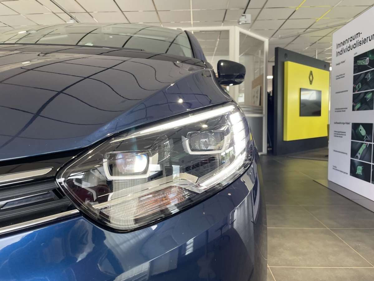 Fahrzeugbild eines Renault Grand Scénic