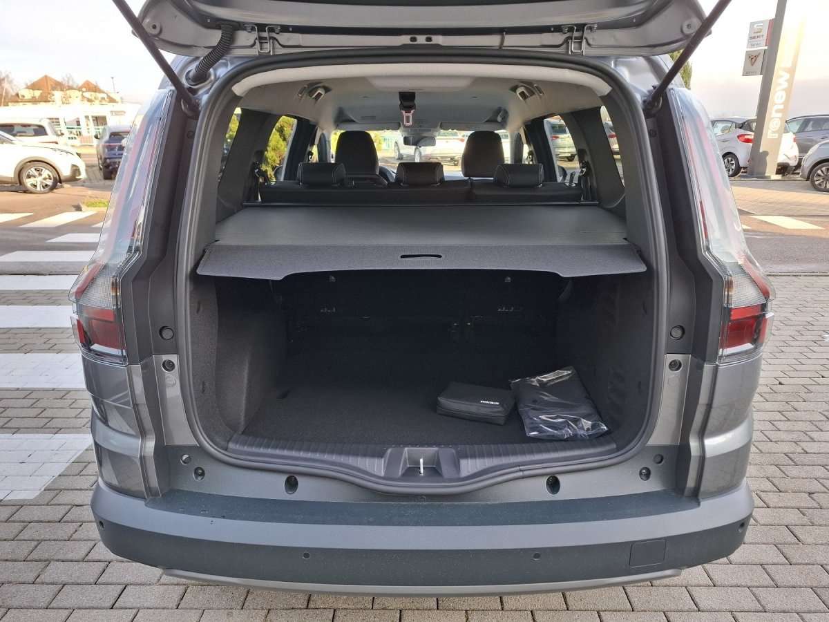 Fahrzeugbild eines Dacia Jogger