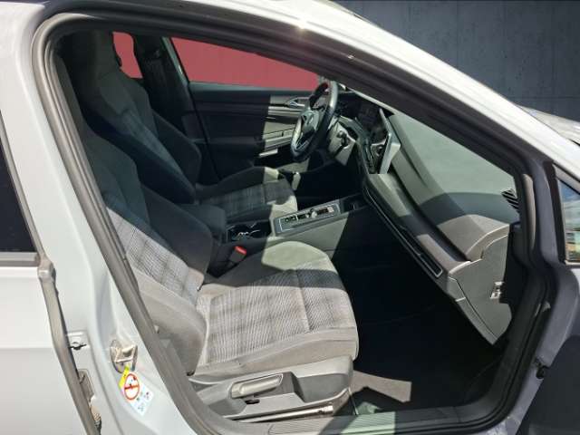 Fahrzeugbild eines Volkswagen Golf
