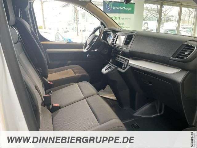 Fahrzeugbild eines Opel Vivaro