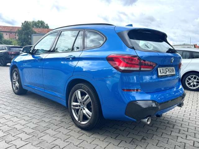 Fahrzeugbild eines BMW X1