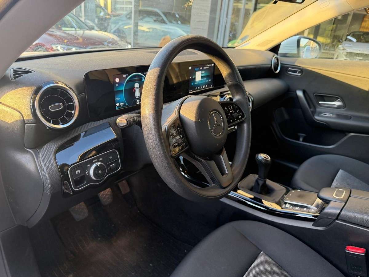 Fahrzeugbild eines Mercedes-Benz CLA