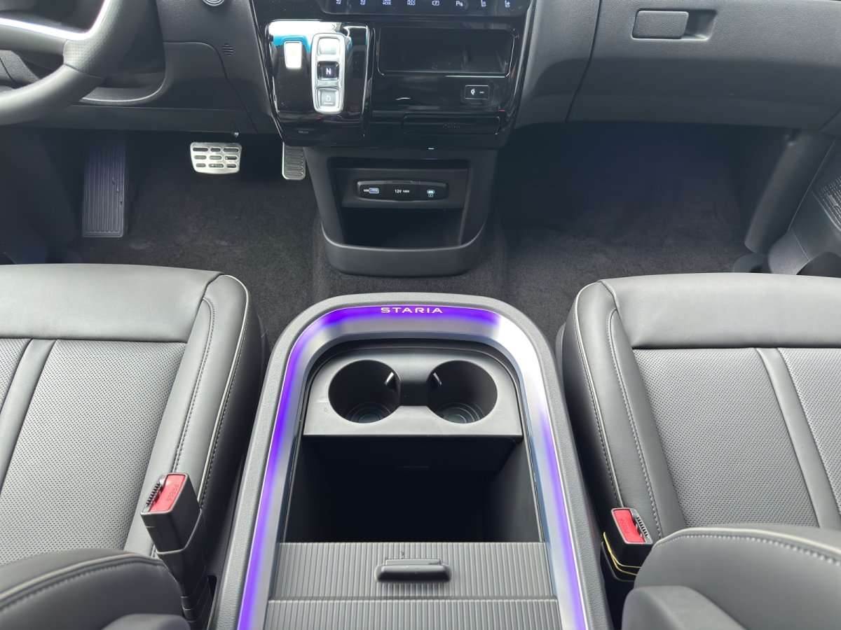 Fahrzeugbild eines Hyundai Staria