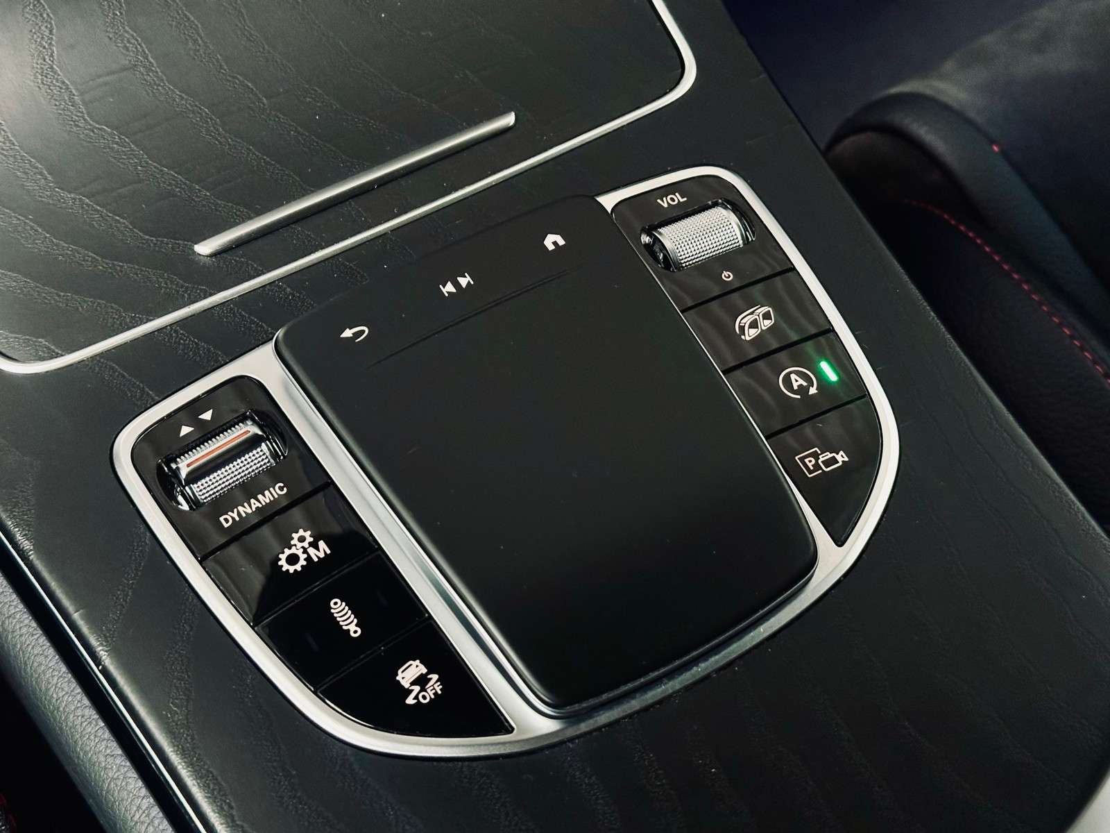 Fahrzeugbild eines Mercedes-Benz GLC