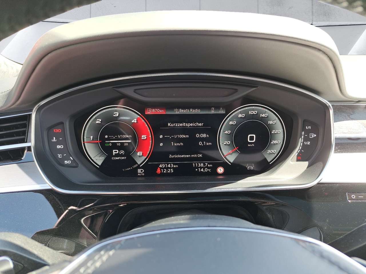 Fahrzeugbild eines Audi A8