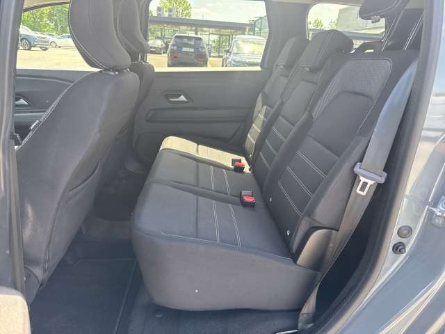 Fahrzeugbild eines Dacia Jogger
