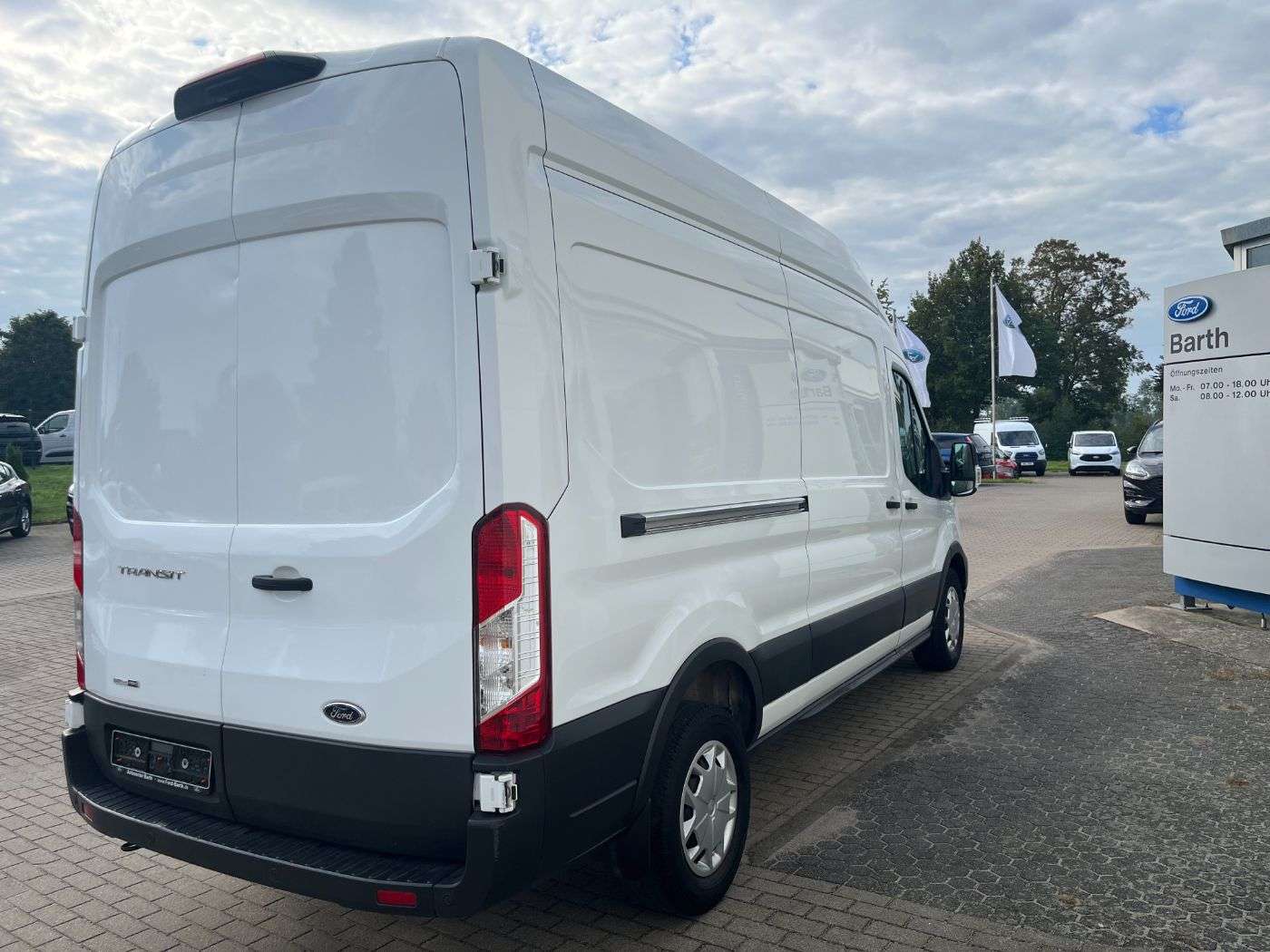Fahrzeugbild eines Ford Transit