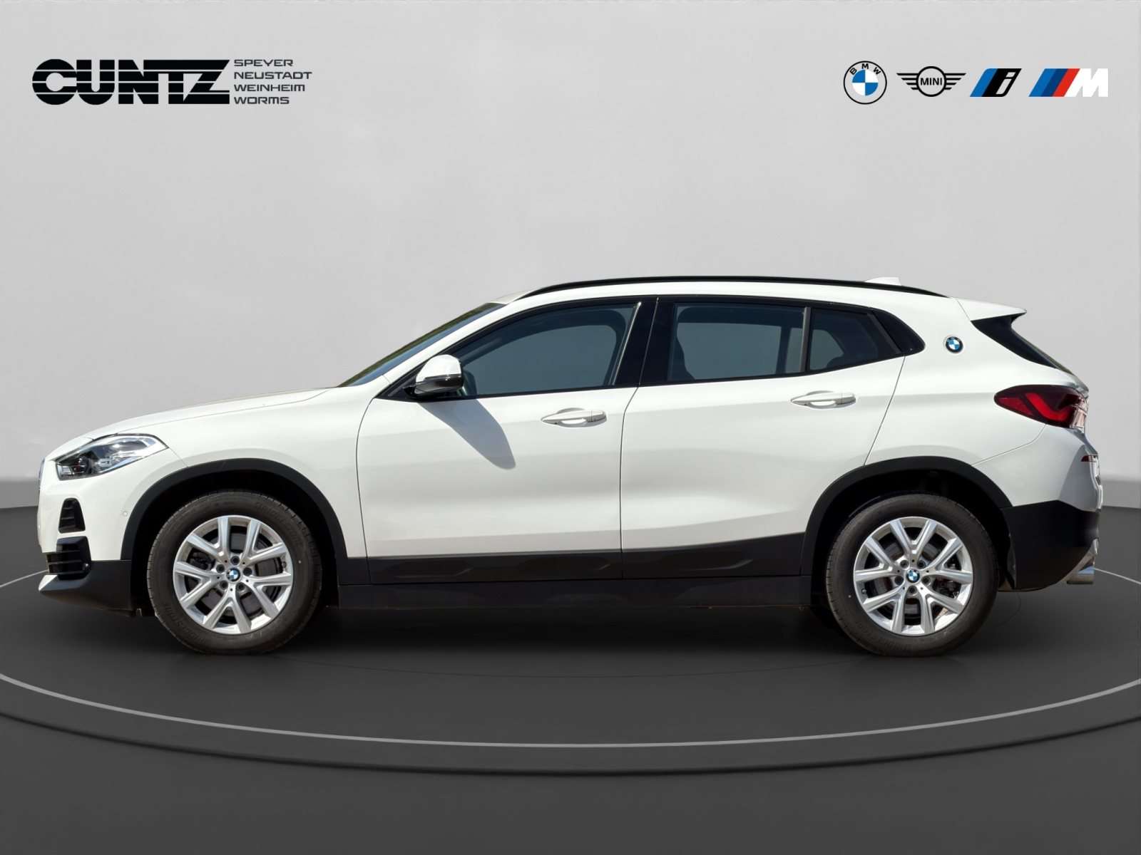 Fahrzeugbild eines BMW X2