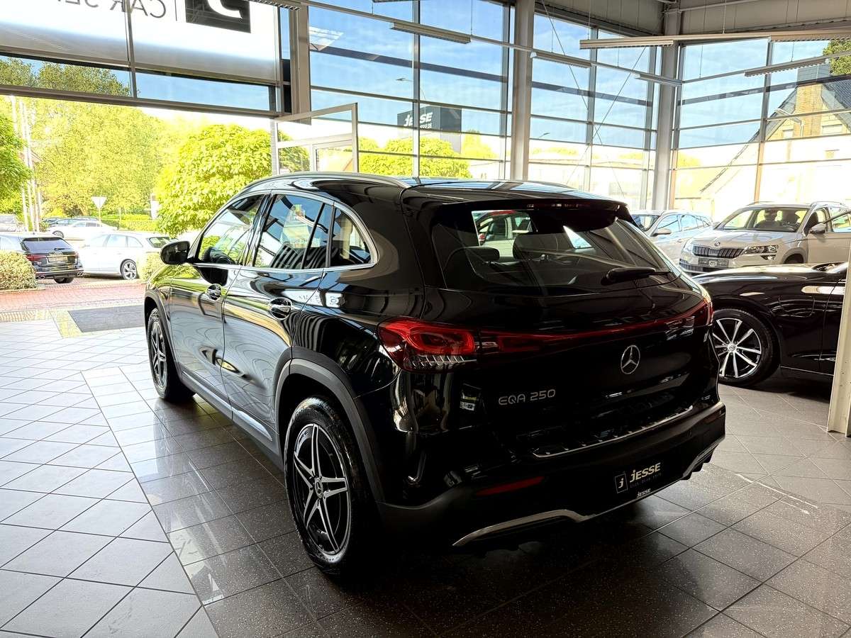 Fahrzeugbild eines Mercedes-Benz EQA
