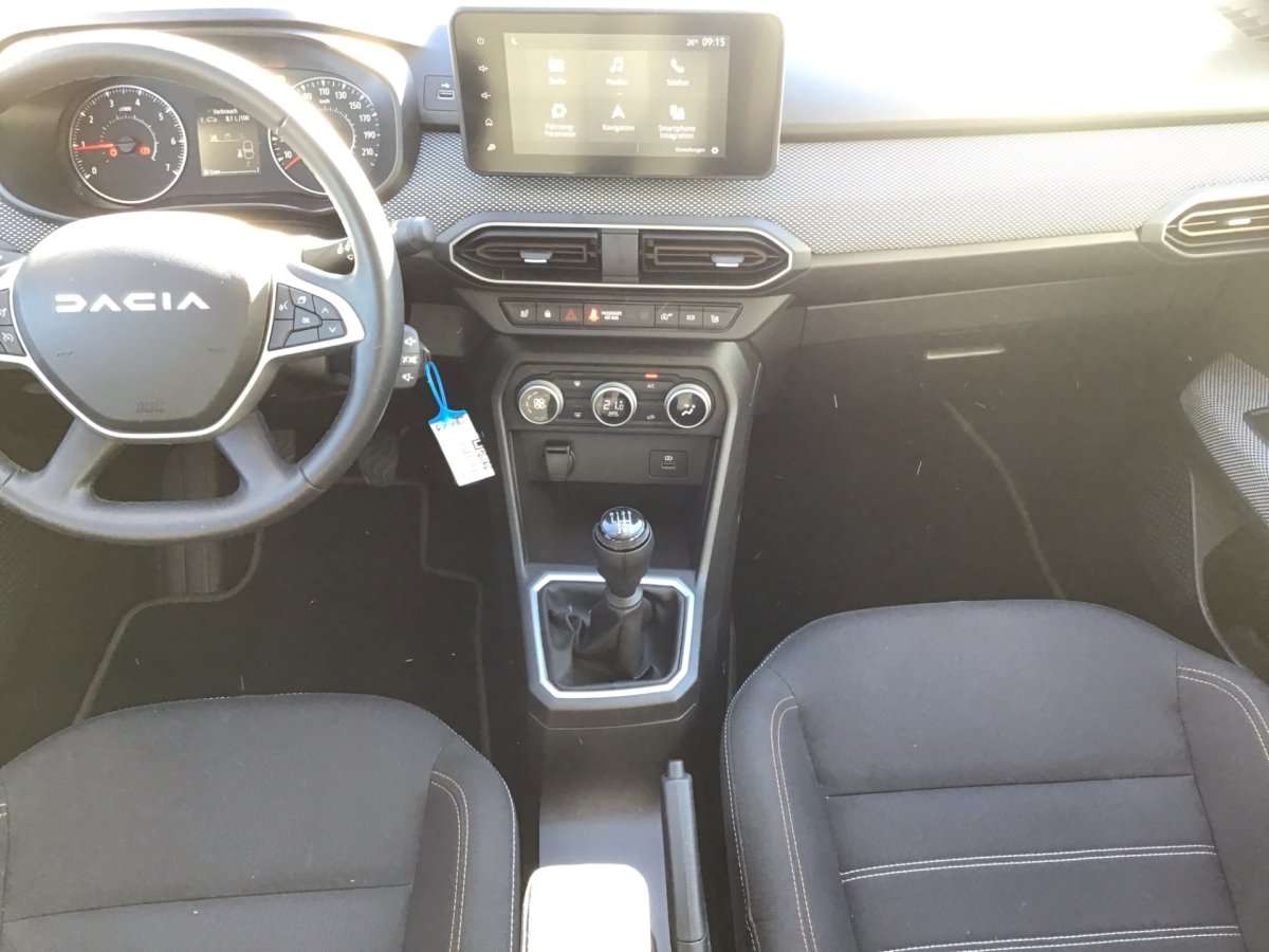 Fahrzeugbild eines Dacia Sandero