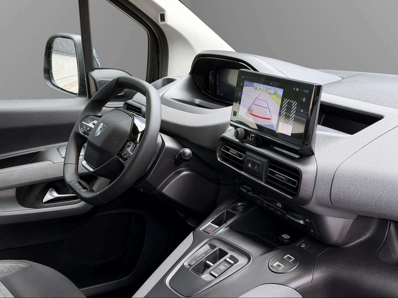 Fahrzeugbild eines Peugeot Rifter