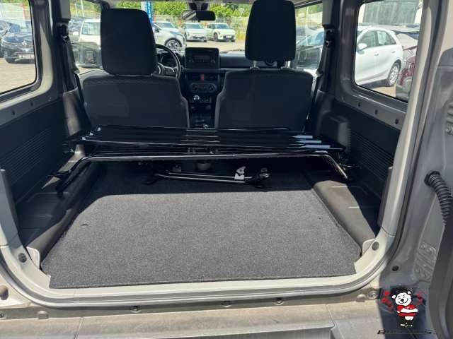 Fahrzeugbild eines Suzuki Jimny