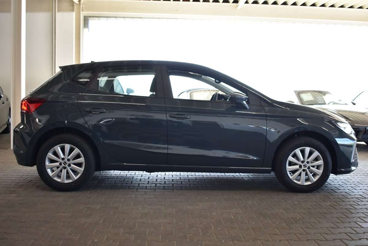 Fahrzeugbild eines SEAT Ibiza