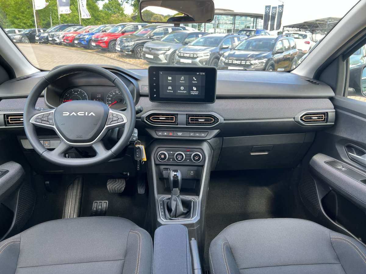 Fahrzeugbild eines Dacia Sandero