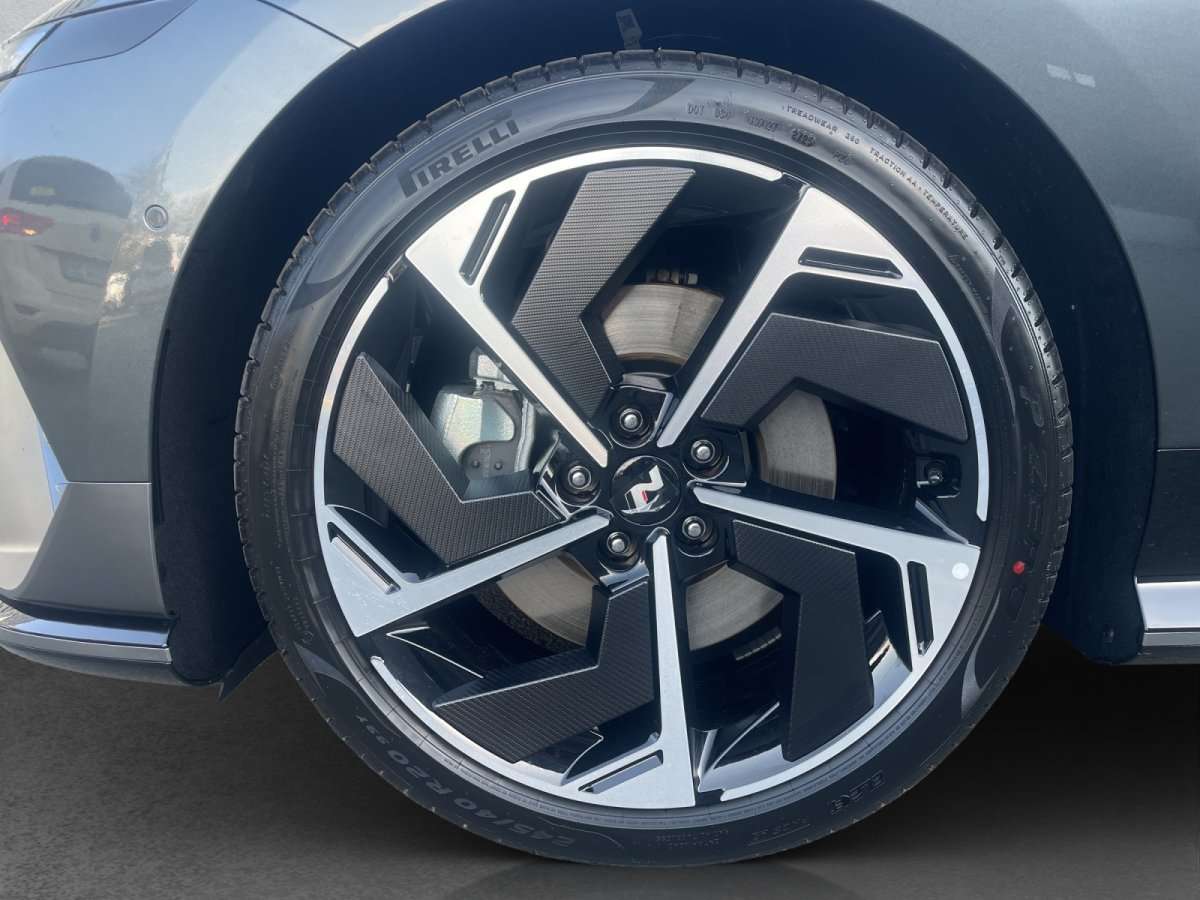 Fahrzeugbild eines Hyundai IONIQ 6