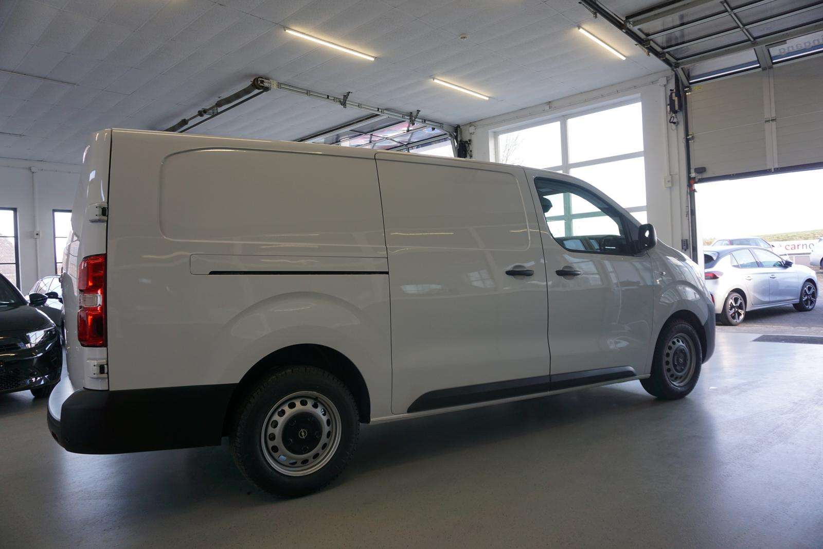Fahrzeugbild eines Opel Vivaro