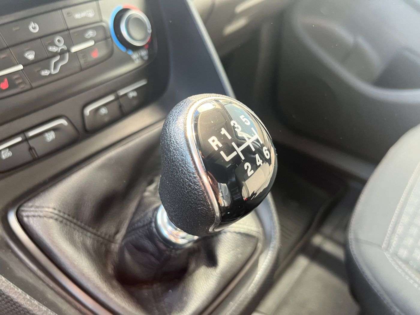 Fahrzeugbild eines Ford Transit Connect