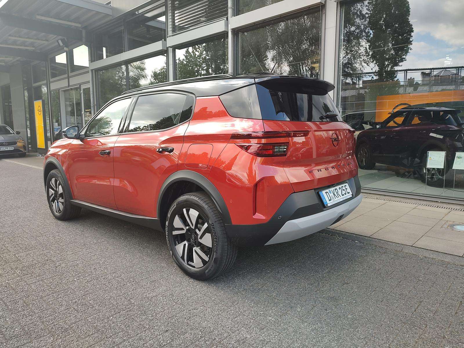 Fahrzeugbild eines Opel Frontera