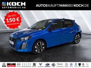 Schräge Frontansicht auf einen Peugeot 208 , freigestellt