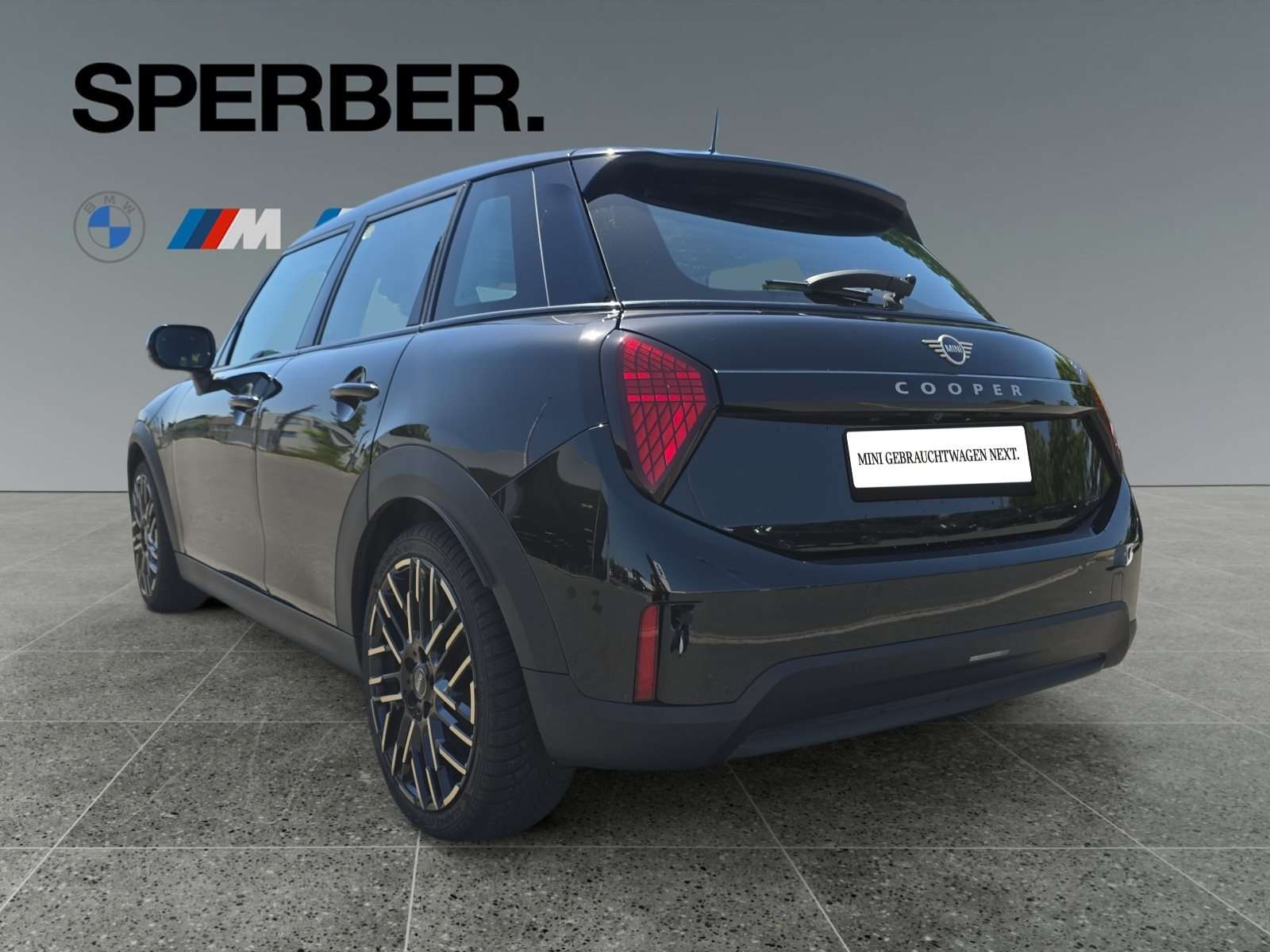 Fahrzeugbild eines MINI COOPER