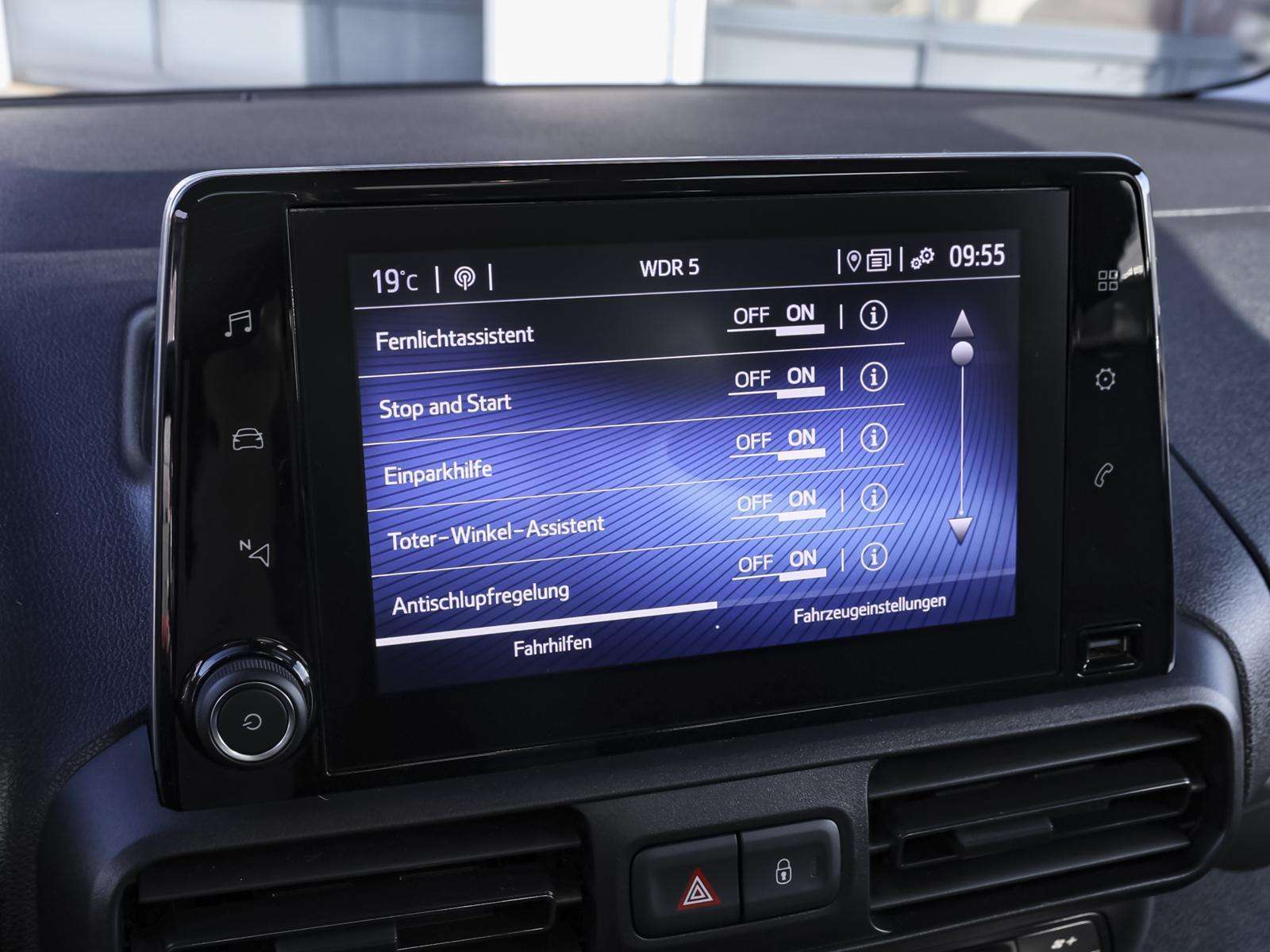 Fahrzeugbild eines Toyota Proace City