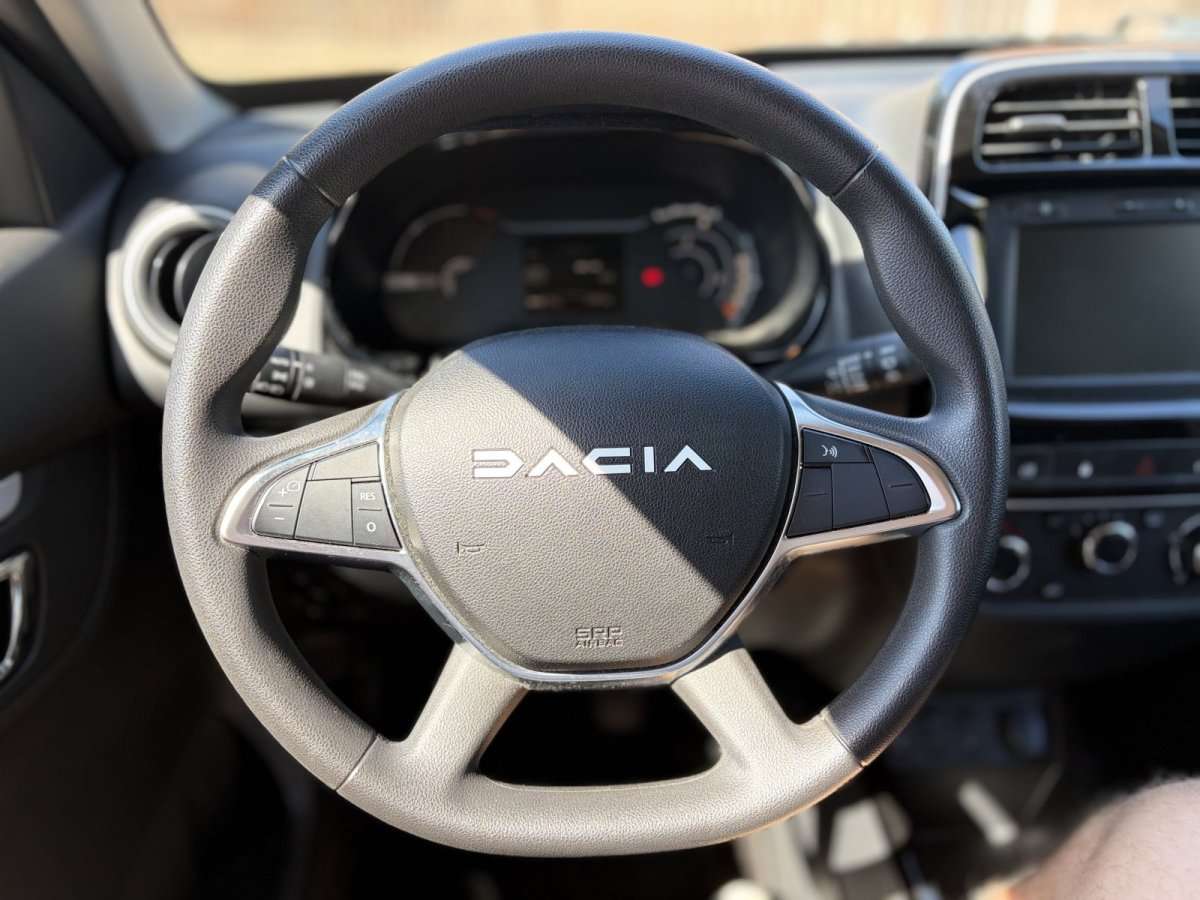 Fahrzeugbild eines Dacia Spring