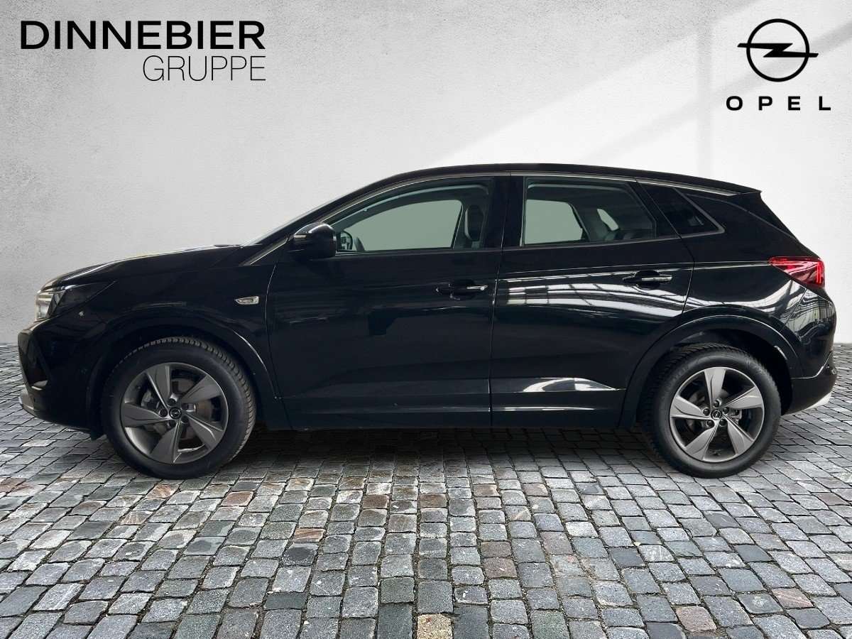 Fahrzeugbild eines Opel Grandland X