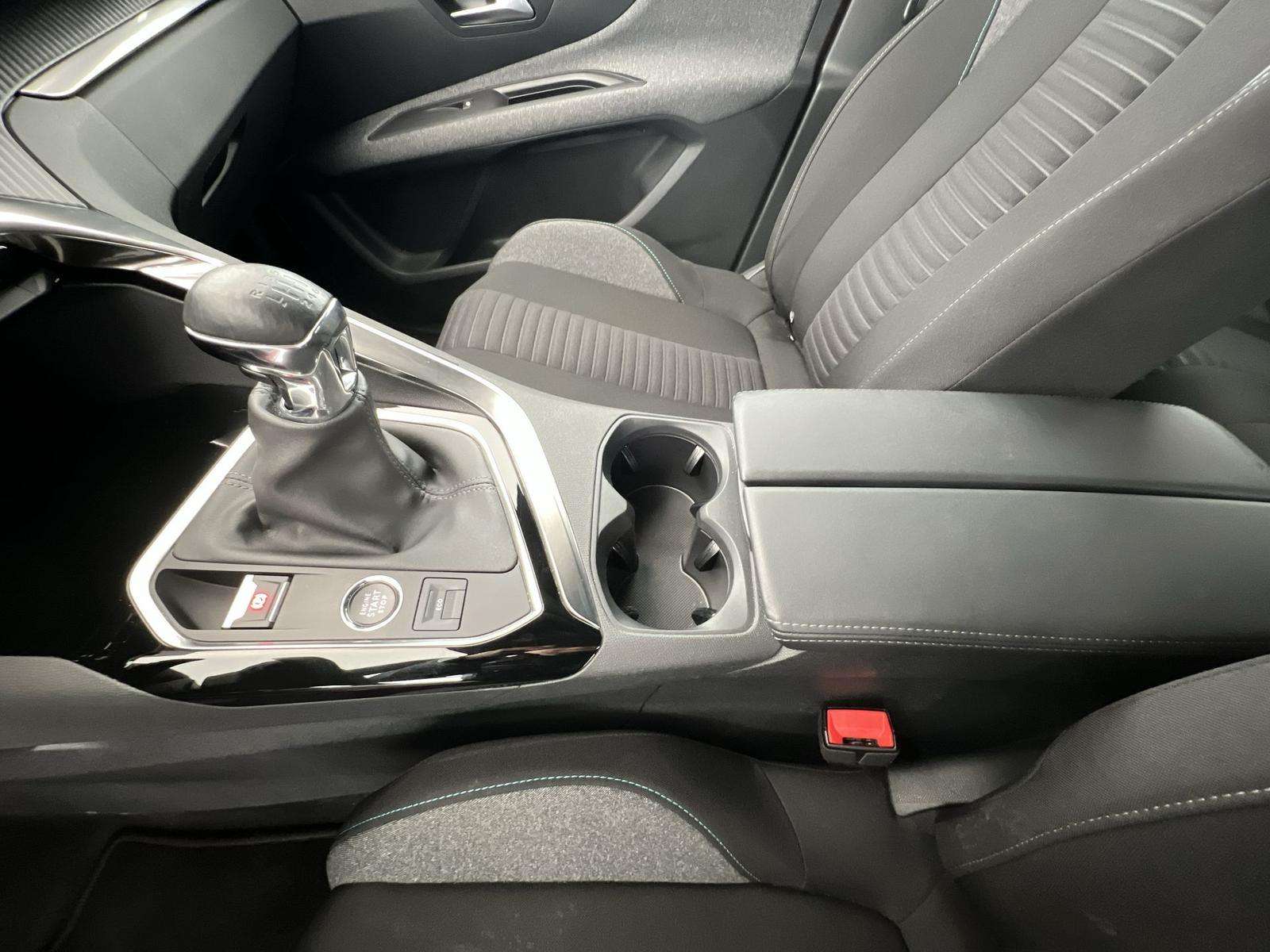 Fahrzeugbild eines Peugeot 3008