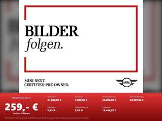 Schräge Frontansicht auf einen MINI MINI , freigestellt