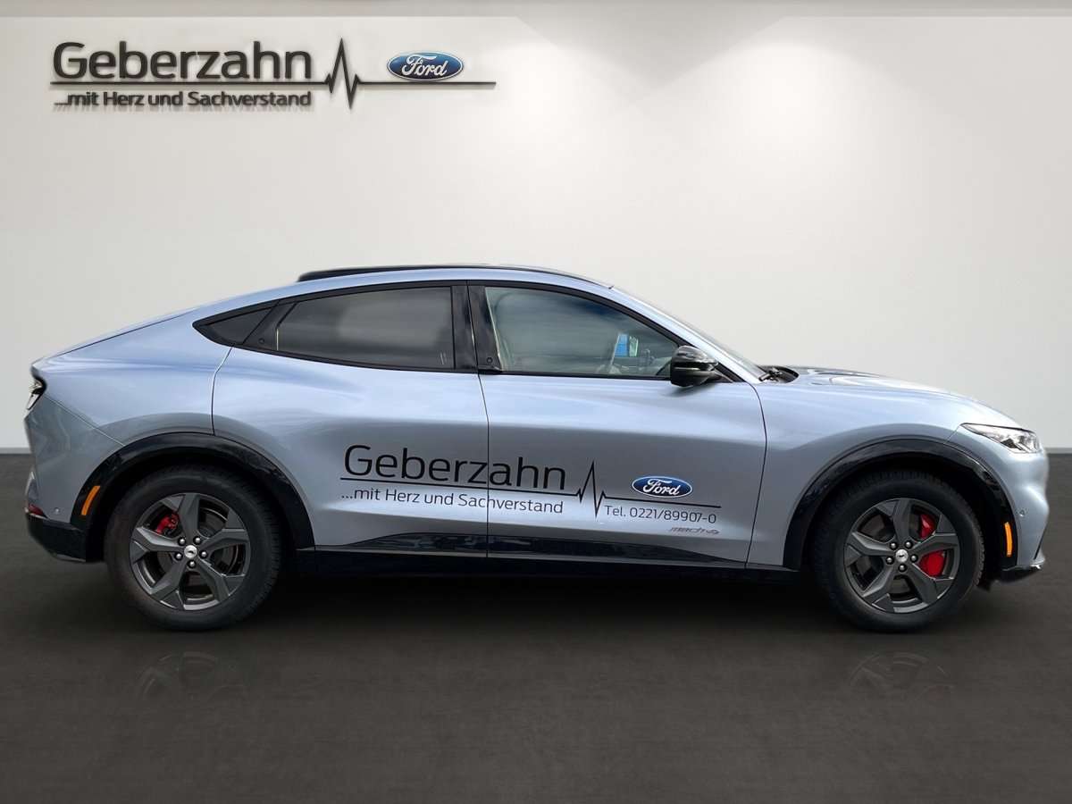 Fahrzeugbild eines Ford Mustang Mach-E