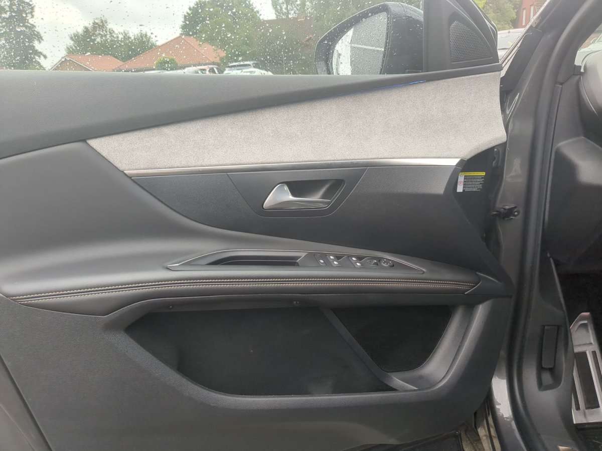 Fahrzeugbild eines Peugeot 3008