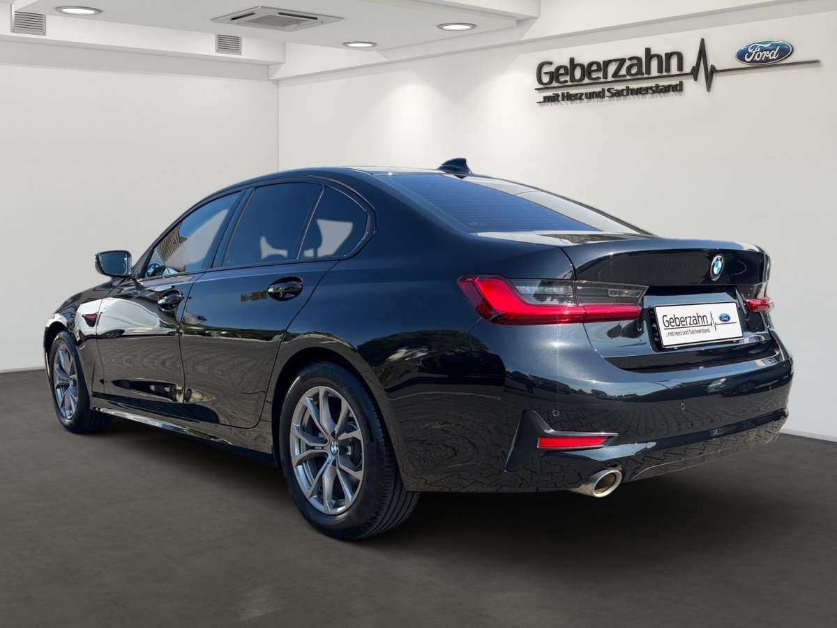 Fahrzeugbild eines BMW 3er-Reihe