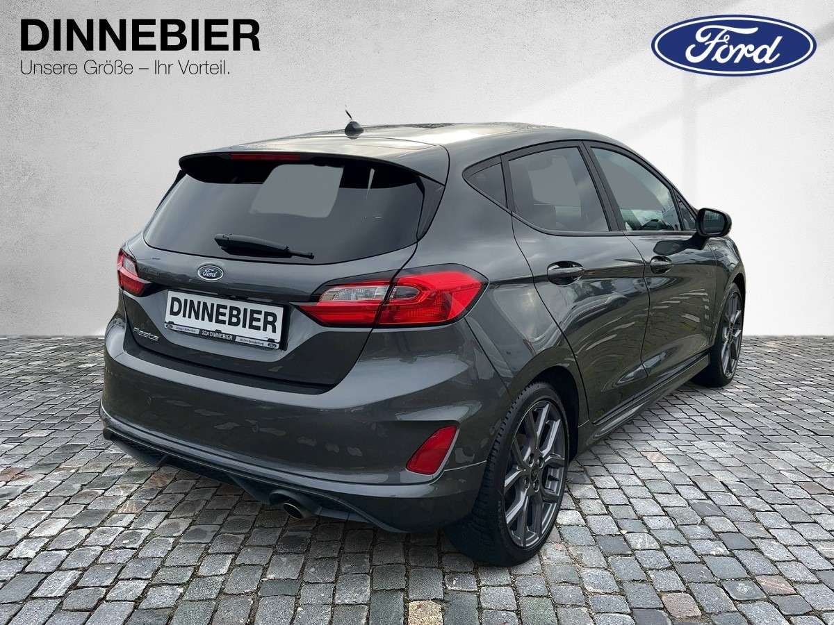 Fahrzeugbild eines Ford Fiesta