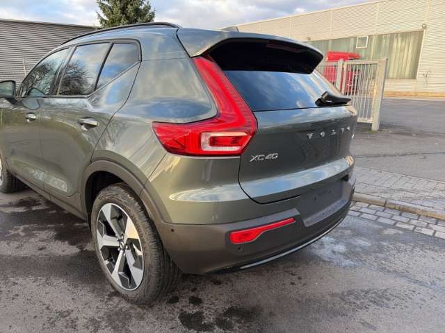 Fahrzeugbild eines Volvo XC40