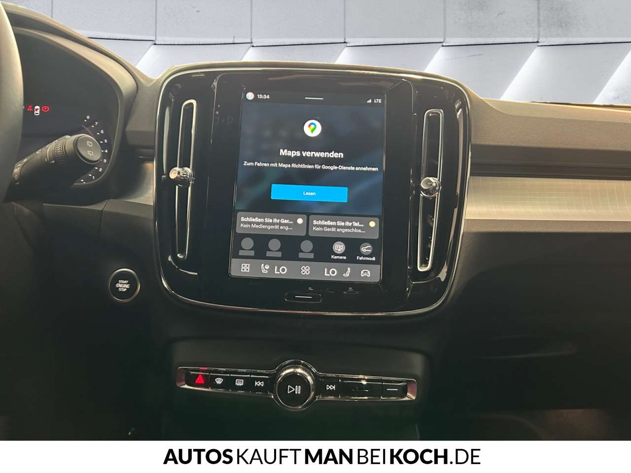 Fahrzeugbild eines Volvo XC40