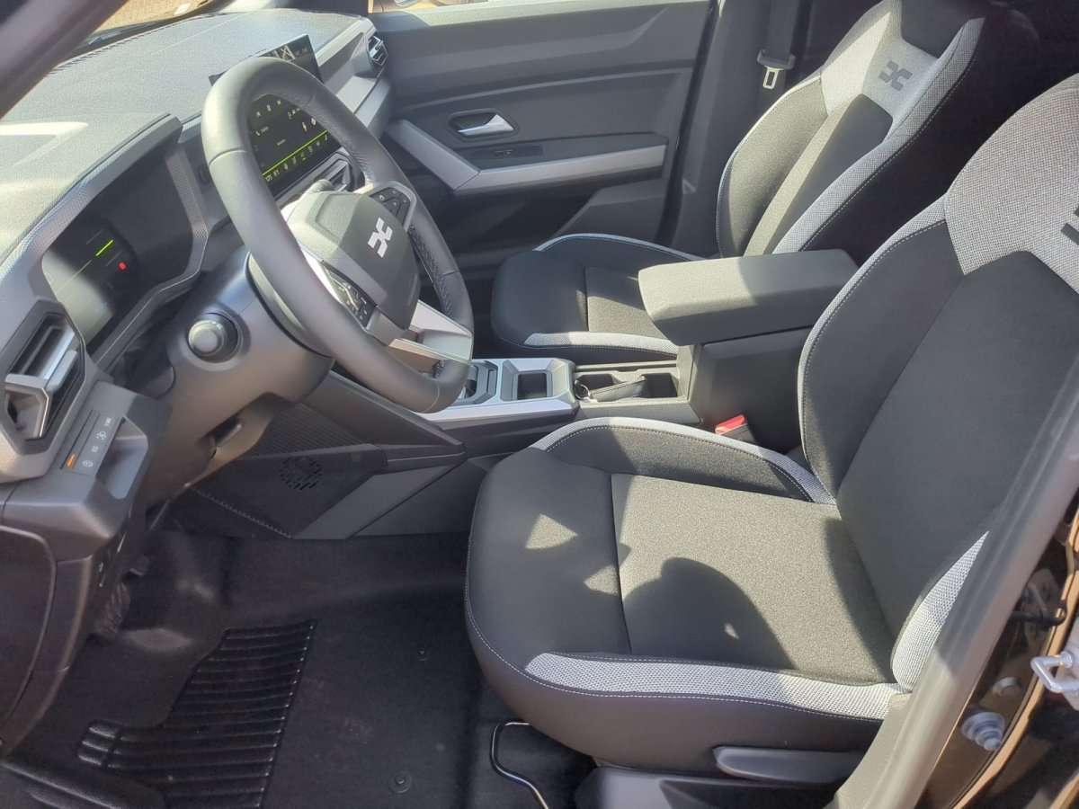 Fahrzeugbild eines Dacia Duster