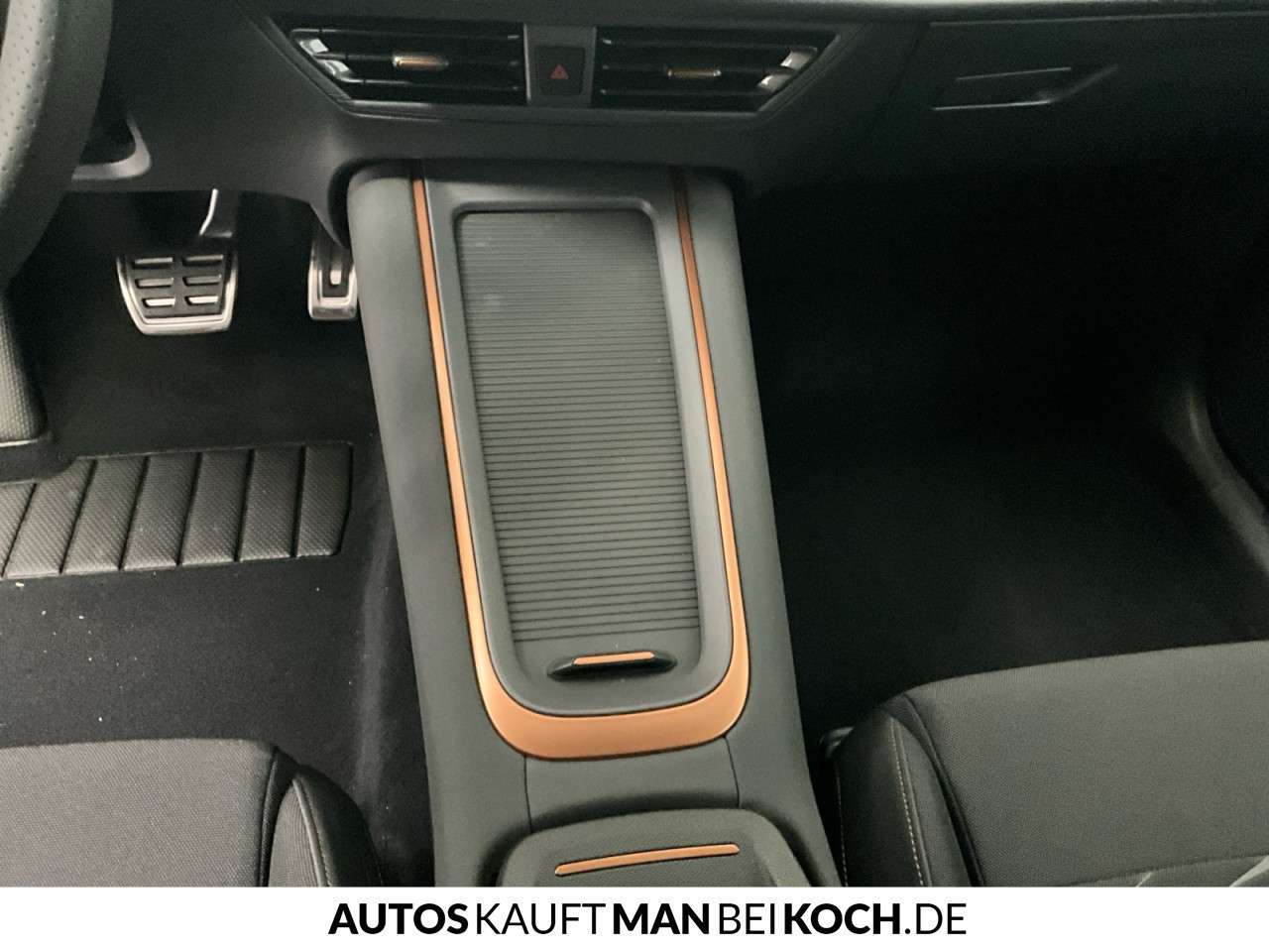 Fahrzeugbild eines CUPRA Born