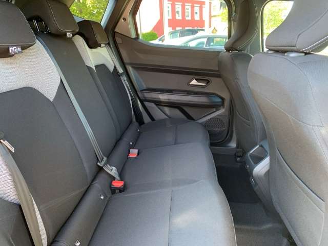 Fahrzeugbild eines Dacia Duster