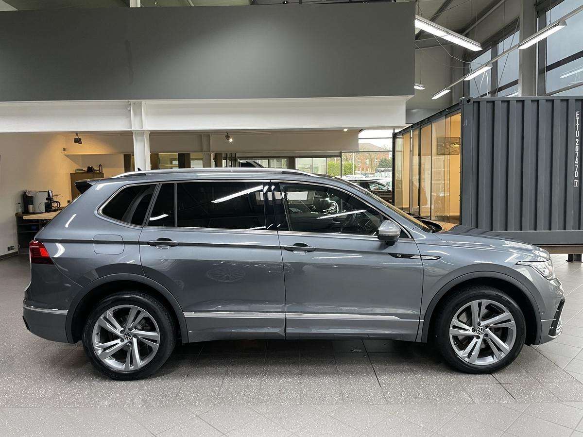 Fahrzeugbild eines Volkswagen Tiguan Allspace