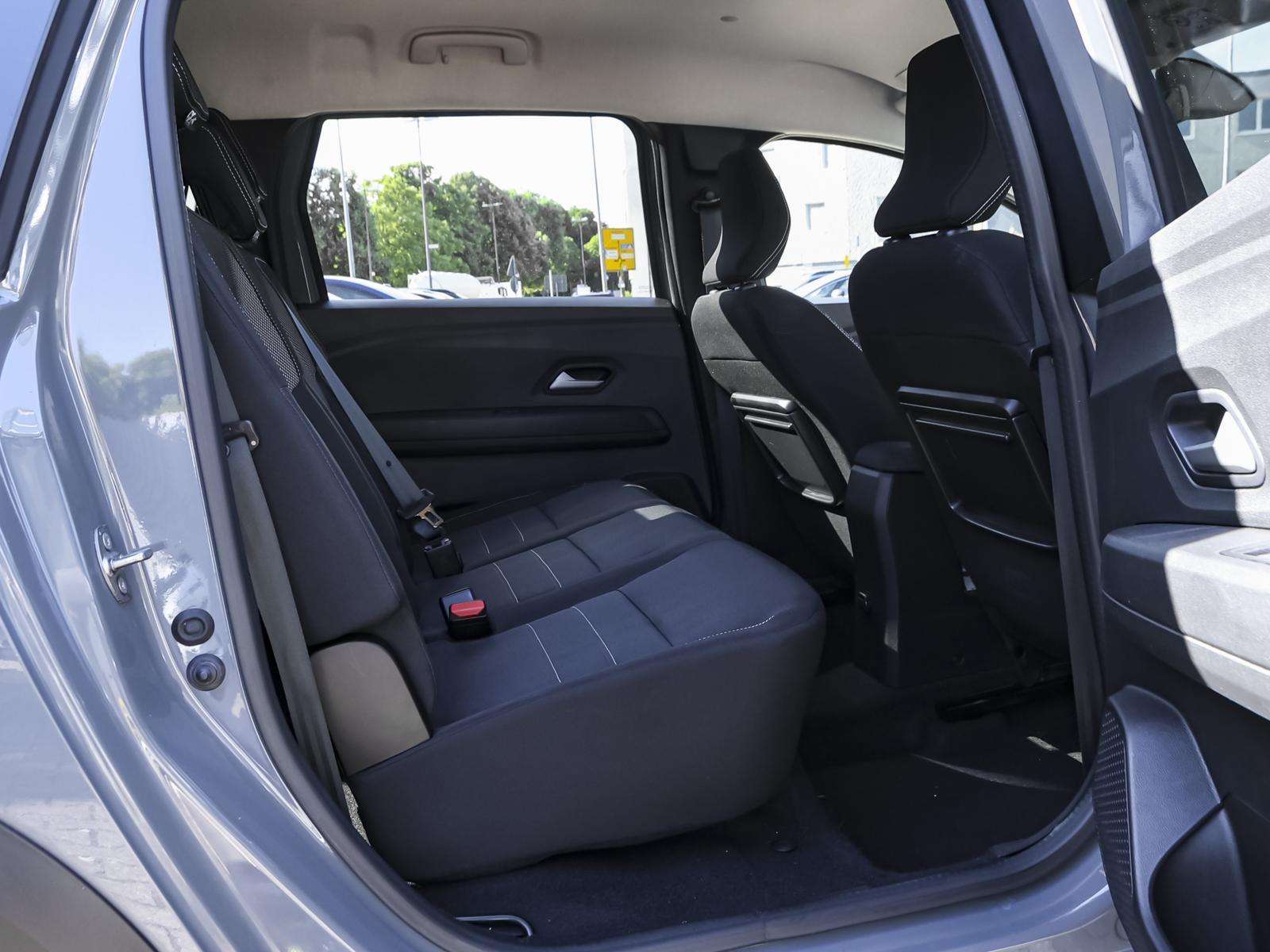 Fahrzeugbild eines Dacia Jogger