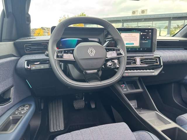Fahrzeugbild eines Renault 4 E-TECH