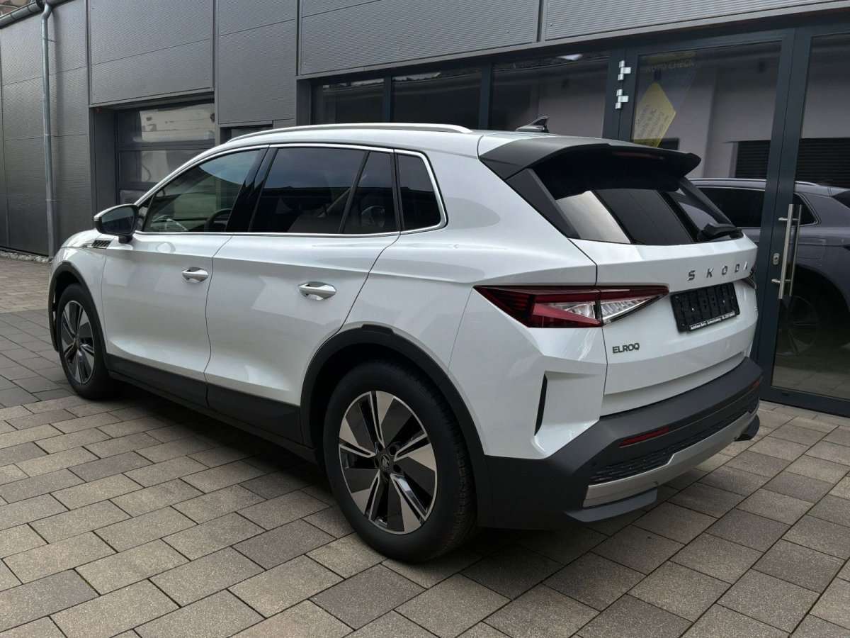 Fahrzeugbild eines Skoda ELROQ