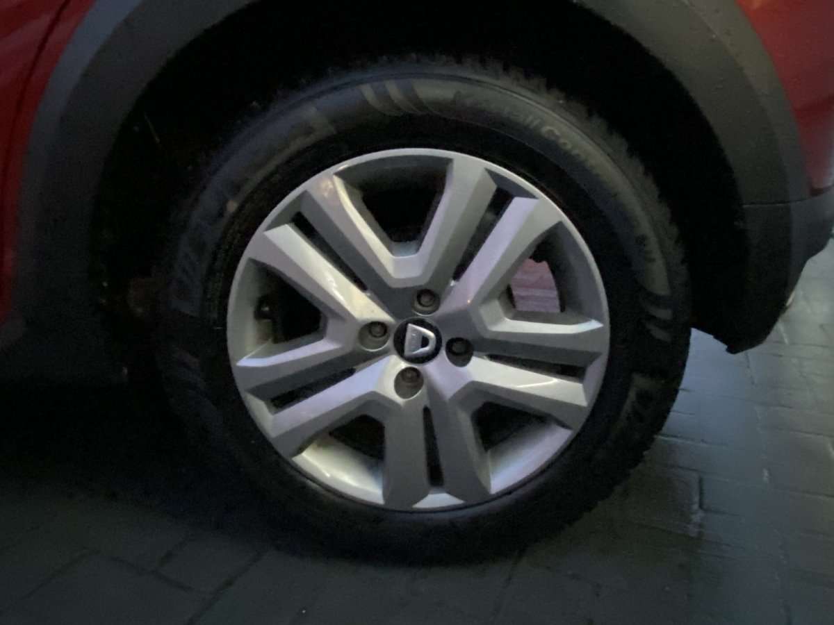 Fahrzeugbild eines Dacia Sandero