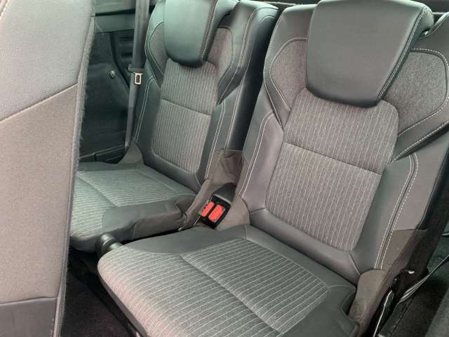 Fahrzeugbild eines Renault Grand Scénic