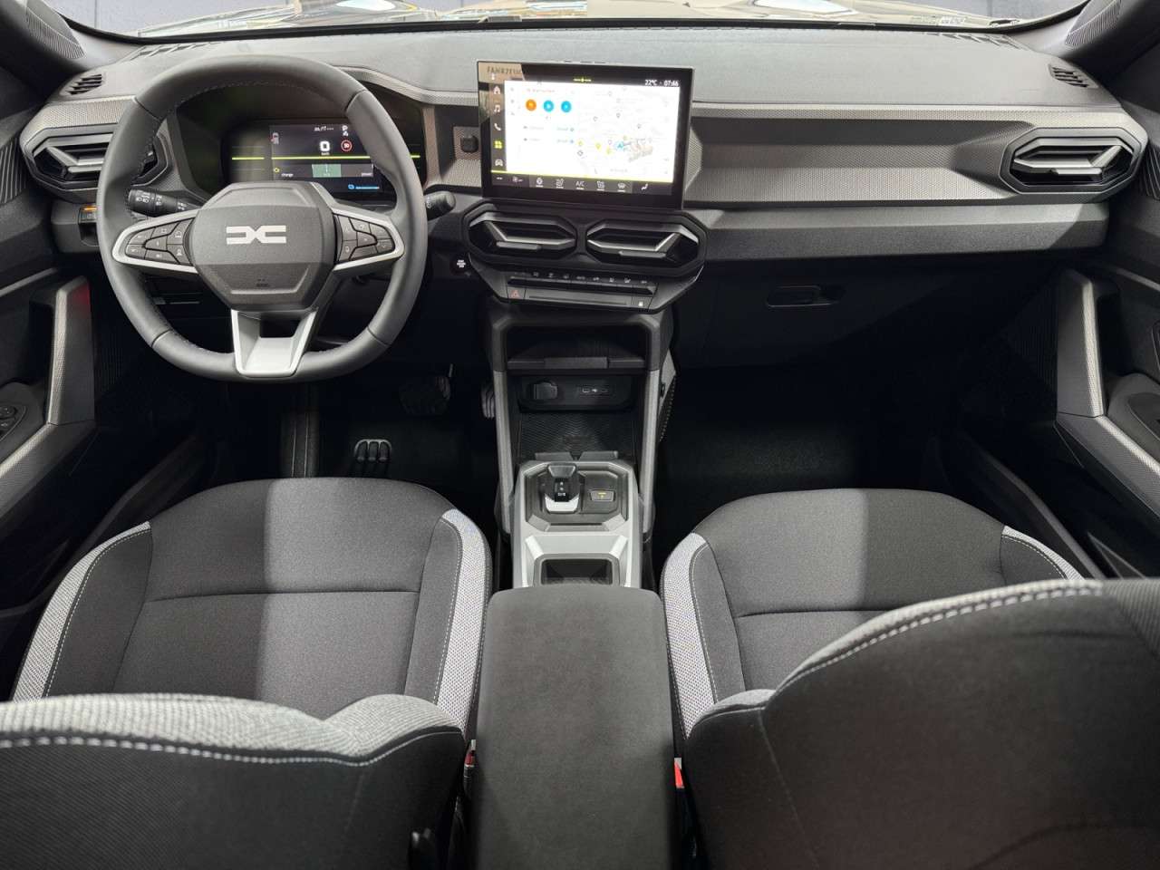 Fahrzeugbild eines Dacia Duster