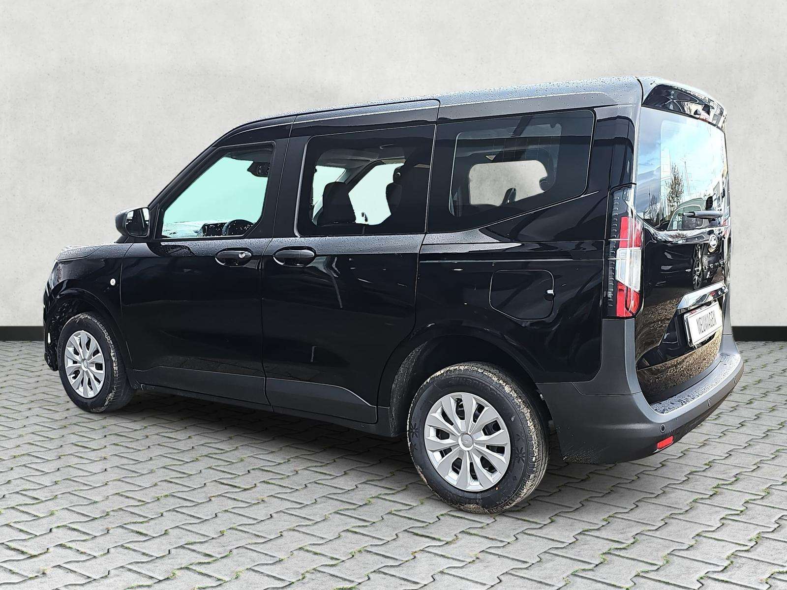 Fahrzeugbild eines Ford Tourneo Courier