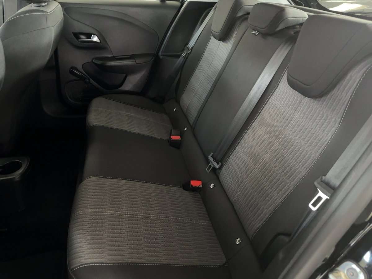 Fahrzeugbild eines Opel Corsa