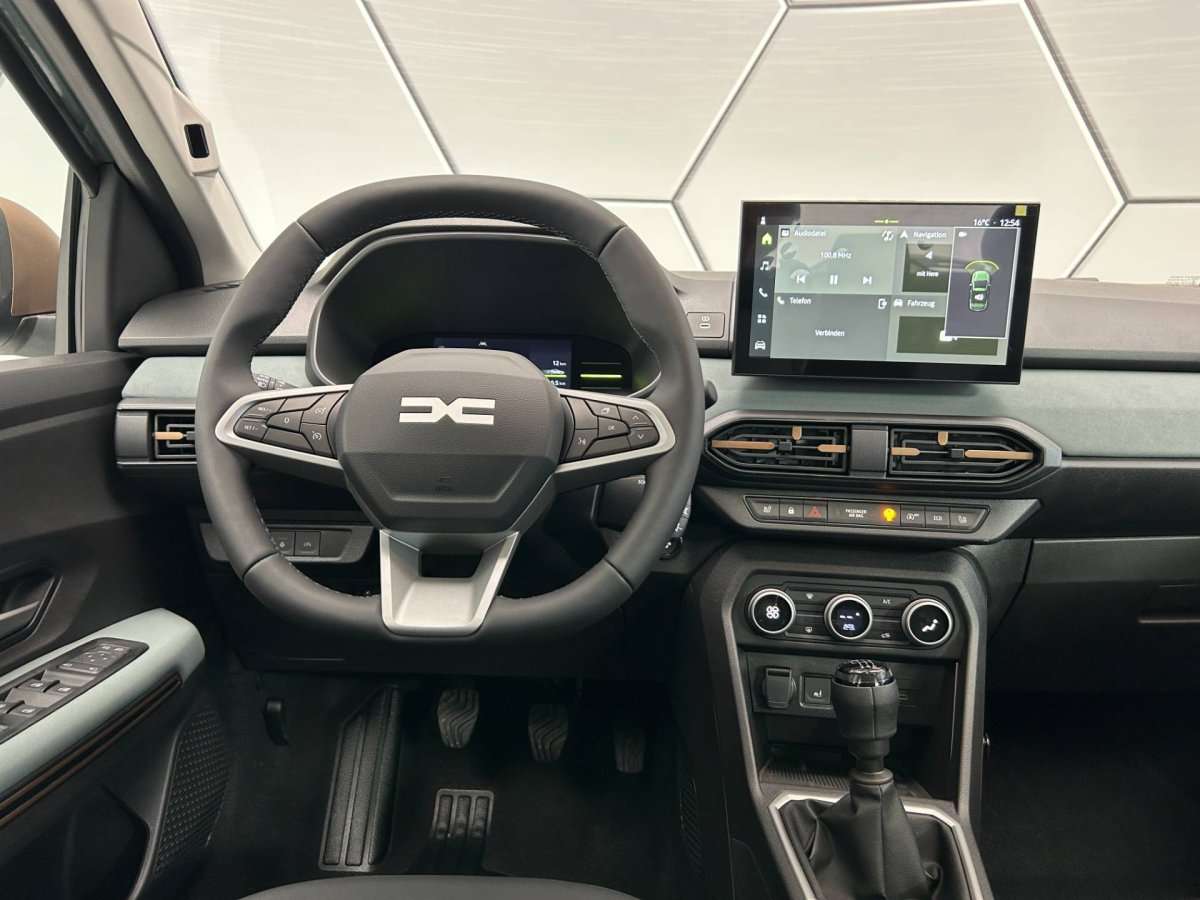 Fahrzeugbild eines Dacia Sandero