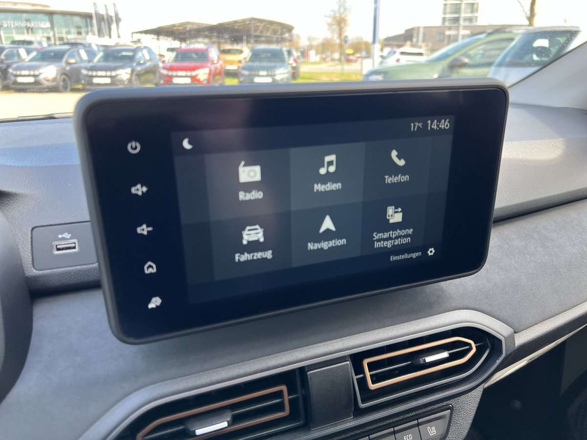 Fahrzeugbild eines Dacia Jogger